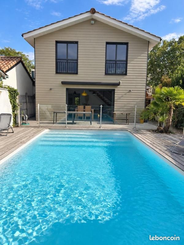 Maison 5 pièces 144 m² · au Bouscat · 144 m² · 878 800 €