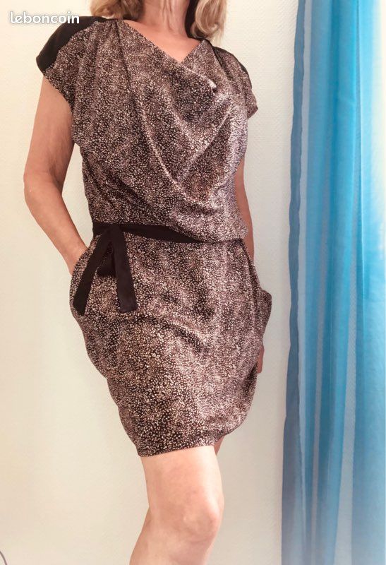 Robe IKKS Noire Taille 40 - Quasi Neuve - Occasion Très Bon état