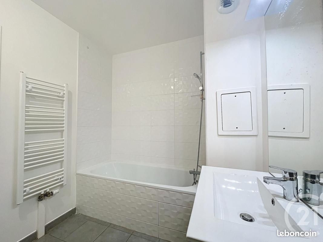 Appartement a louer melun - 4 pièce(s) - 71 m2 - Surfyn