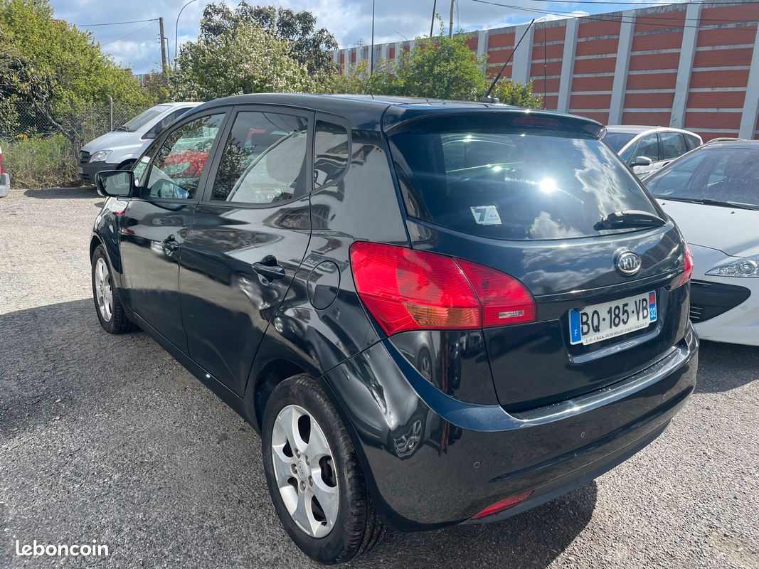 KIA VENGA 1.6 CRDI-16V,115 CV, URBAN CHIC 5p (image 4)