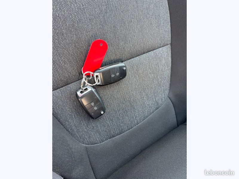 Kia Picanto Active 1.0 69 ch (image 21)