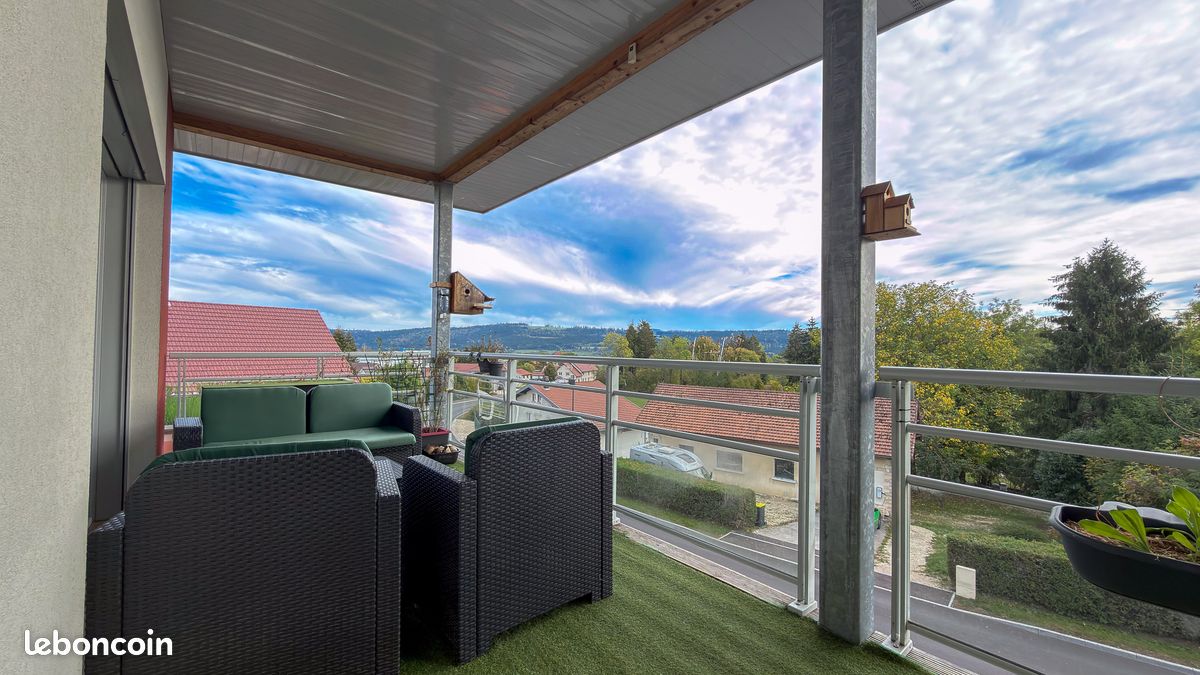 Appartement 3 pièces 67 m² · à Orchamps-Vennes · 67 m² · 241 000 €