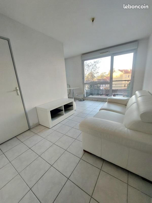 Appartement 2 pièces 39 m² · à Villefranche-sur-Saône · 39 m² · 745 €