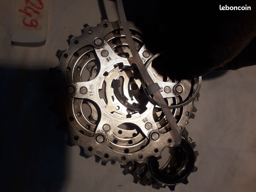 Cassette Shimano 105 CS-5700 10 Vitesses 11/28t - Neuve Sans Boîte - Japon