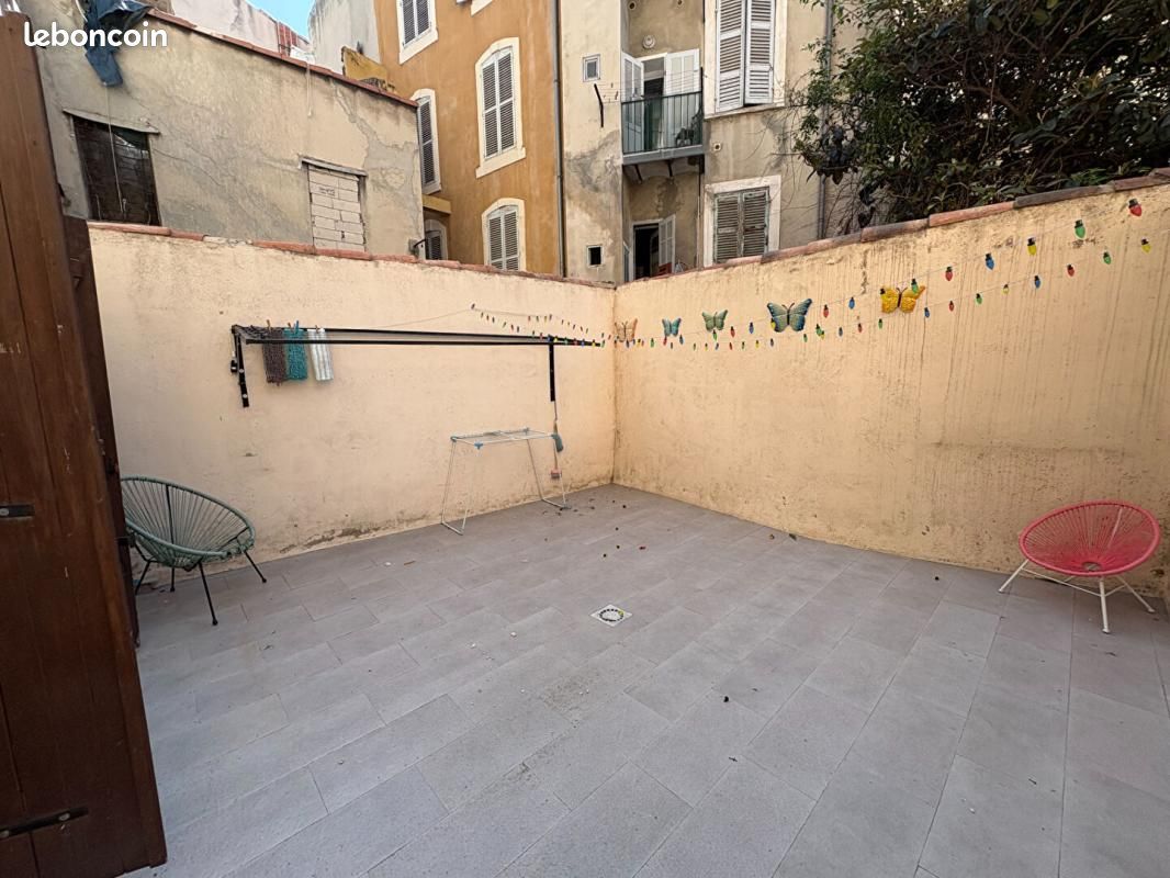 Immeuble 4 pièces 154 m² · à Marseille · 154 m² · 465 000 €