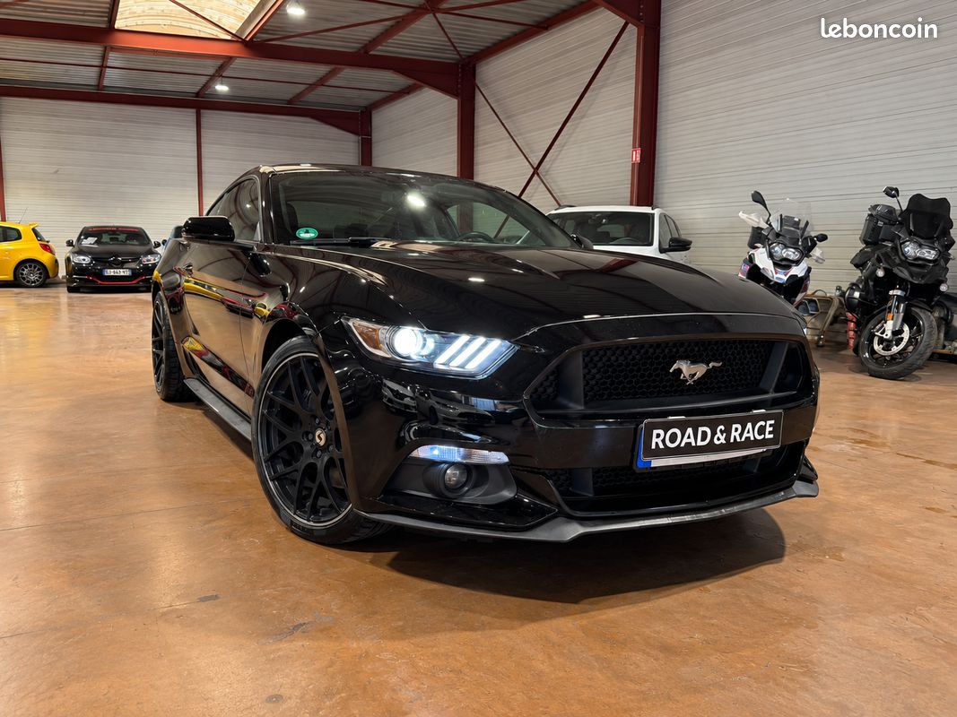 FORD MUSTANG GT V8 5L 441CH BVA 6 - En stock / Homologuée / Borla / Clim / Cuir (image 1)