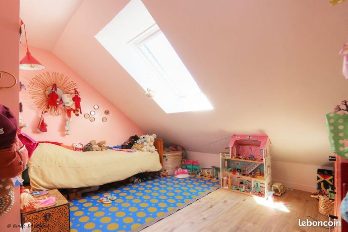 Maison 8 pièces 165 m² — 6