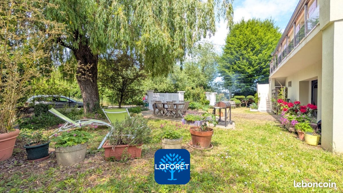 Maison 5 pièces 128 m² · à Saint-Priest · 128 m² · 398 000 €