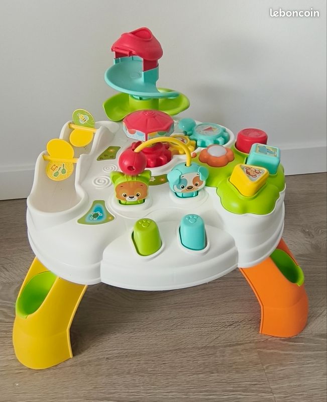 Lot Table d'activités musicale et chariot de marche (image 1)