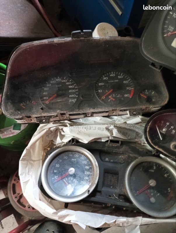 Vends compteurs de vitesse automobile (image 3)