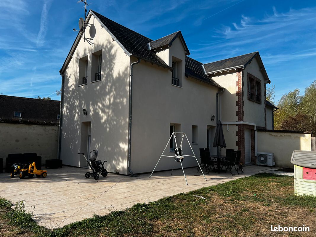 Maison 3 pièces 85 m² · à Saint-Martin-d'Abbat · 85 m² · 199 500 €