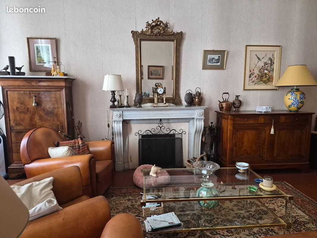 Appartement 6 pièces 161 m² · à Marseille · 161 m² · 550 000 €