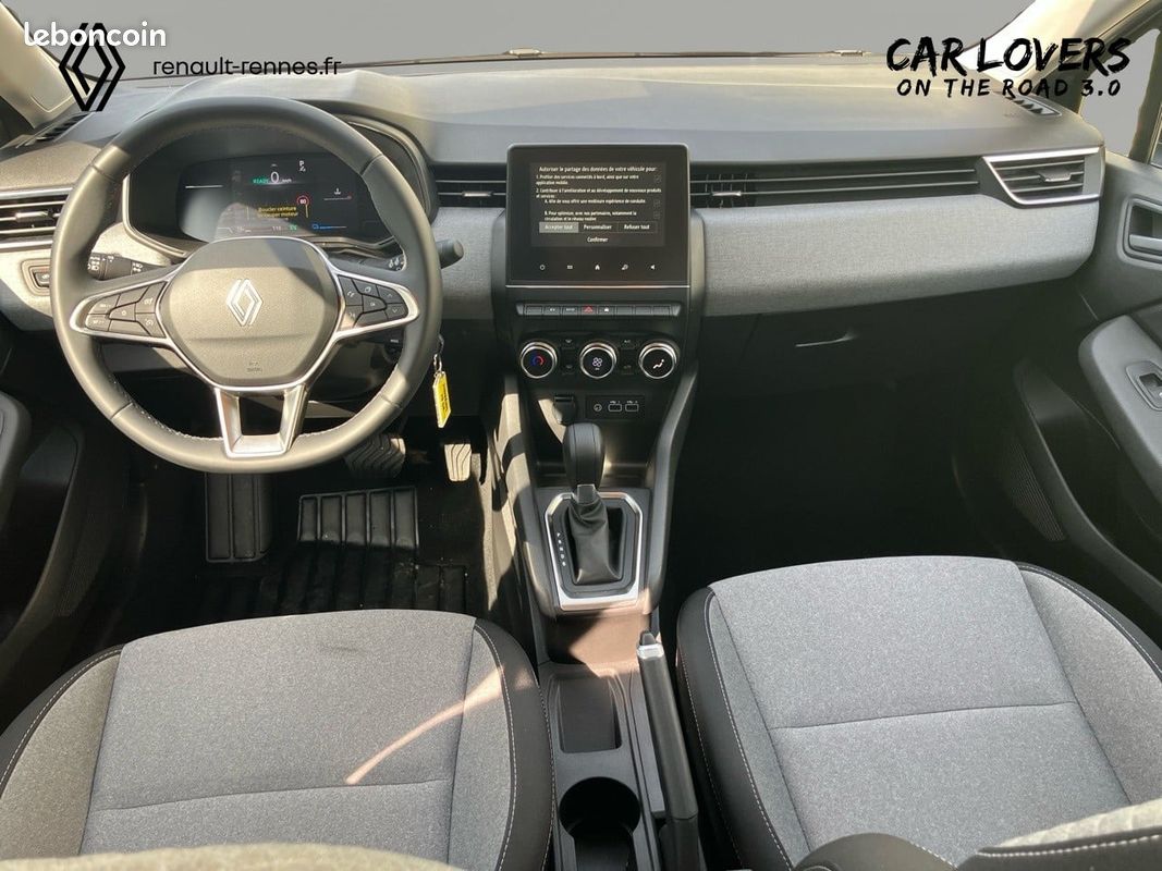 RENAULT Clio E-Tech full hybrid 145 ch GSR2 Evolution (image 17)