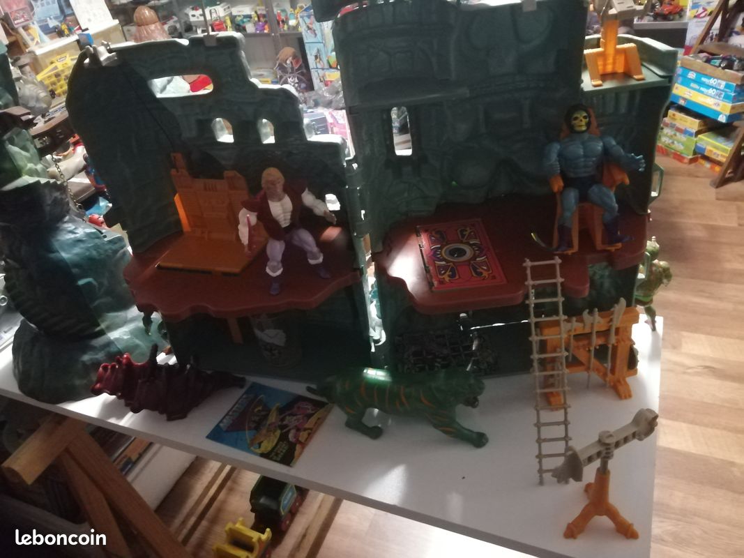 action figure maîtres de l'univers collector skeletor ennemi de musclor