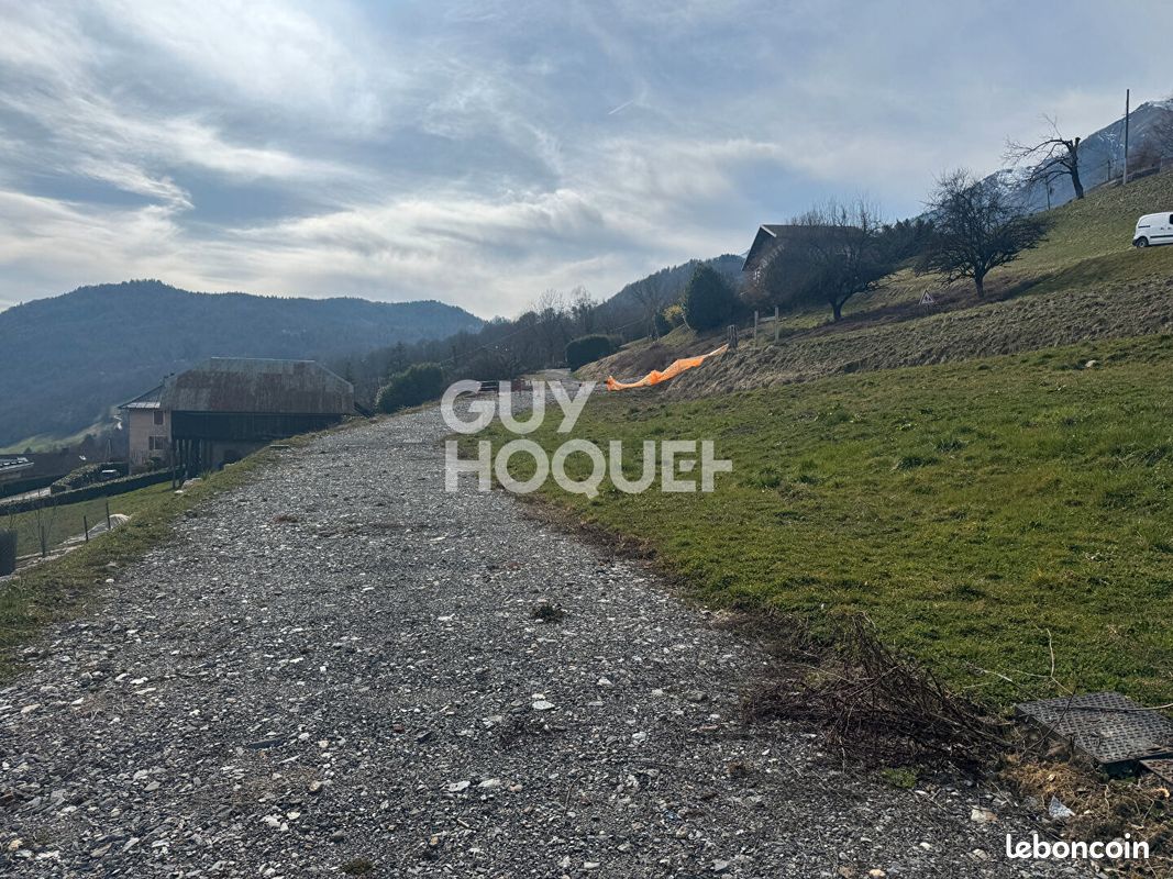 Terrain 708 m² MARTHOD (image 6)