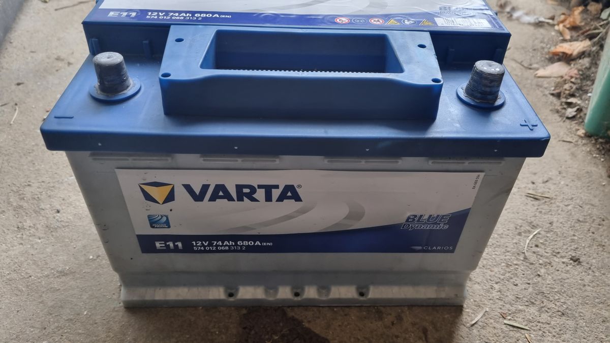 Batterie Varta 74AH 680A - Équipement auto
