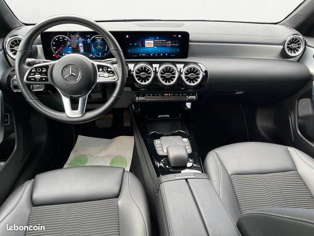 MERCEDES CLA SHOOTING BRAKE Shooting brake 200 d 8G-DCT Progressive Line - Pack Premium - Pack Sport Black (image 9)