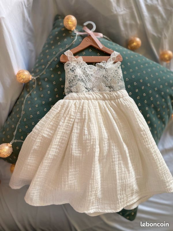 La robe de mariée pour les poupées Our Génération (image 1)