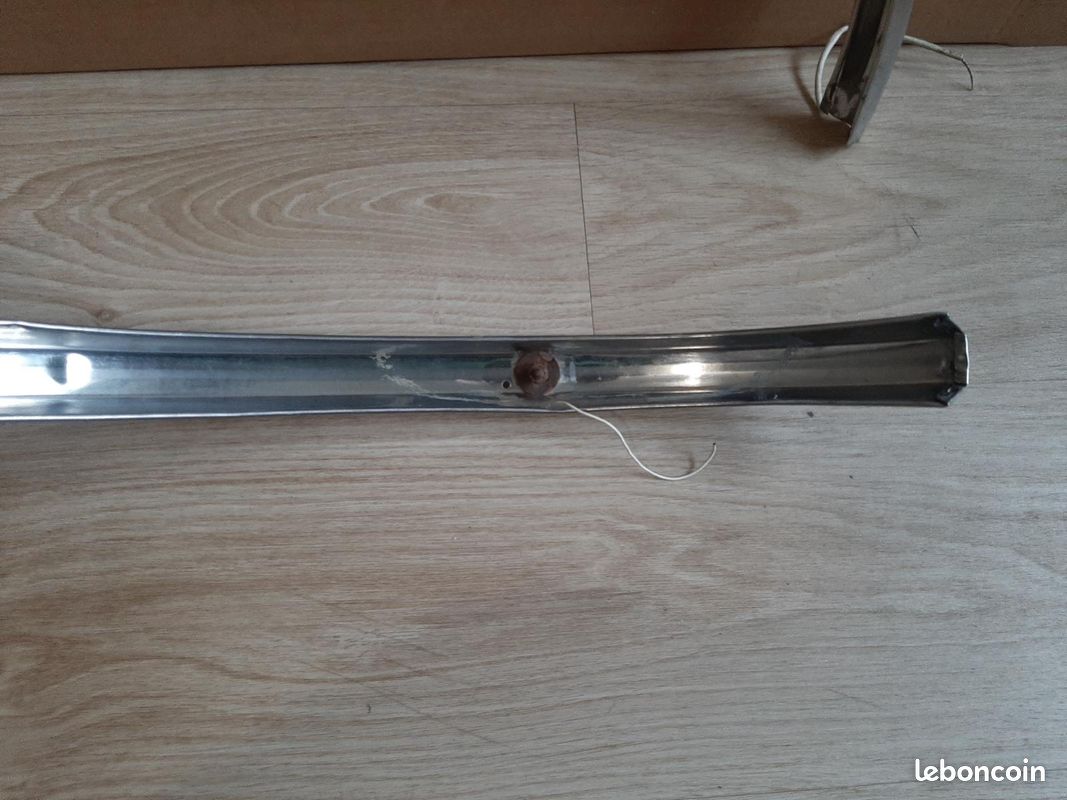 Renfort de garde-boue en aluminium