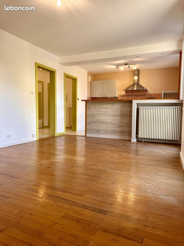Appartement 3 pièces 68 m² · à Saint-Étienne · 68 m² · 710 €