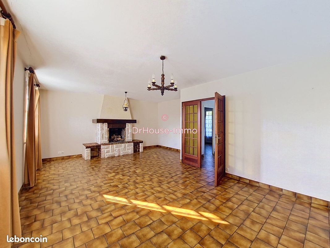 Maison 4 pièces 108 m² · à Chauray · 108 m² · 153 000 €