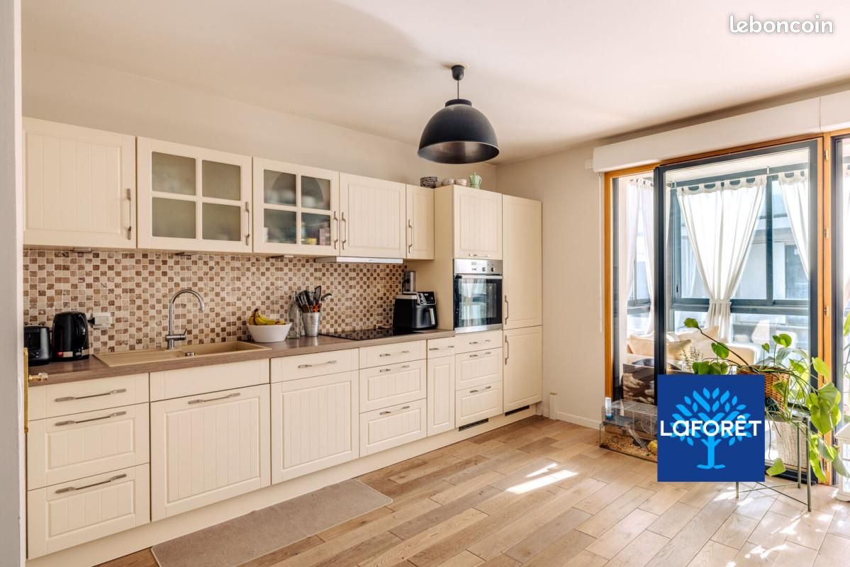 Appartement 6 pièces 82 m² · à Louvres · 82 m² · 259 000 €