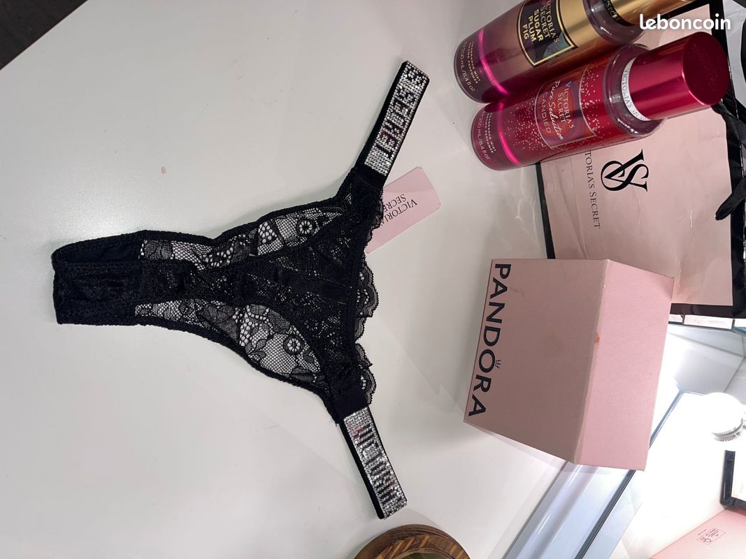 Lot De Strings & Culottes Bikini Victoria's Secret Stretch Seconde Peau - Neuf Sans étiquette - Taille M