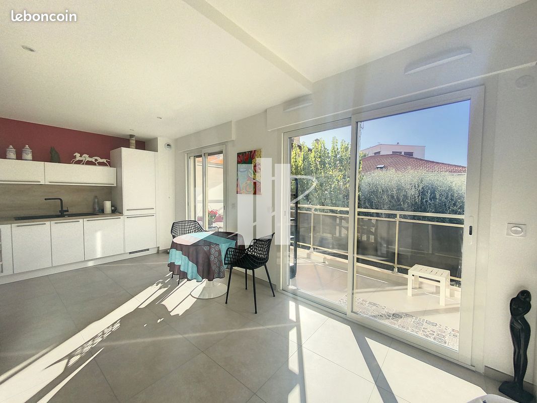 Appartement 3 pièces 83 m² · à Saint-Raphaël · 83 m² · 558 000 €