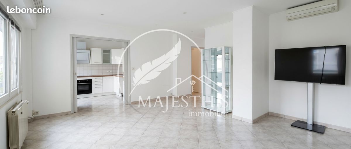 Appartement 3 pièces 87 m² · à Toulon · 87 m² · 245 000 €