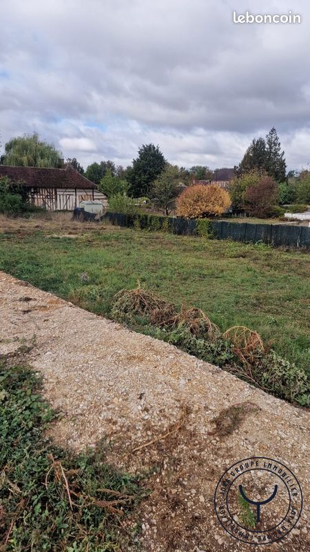 Terrain 877 m² · à Verrières · 877 m² · 74 000 €