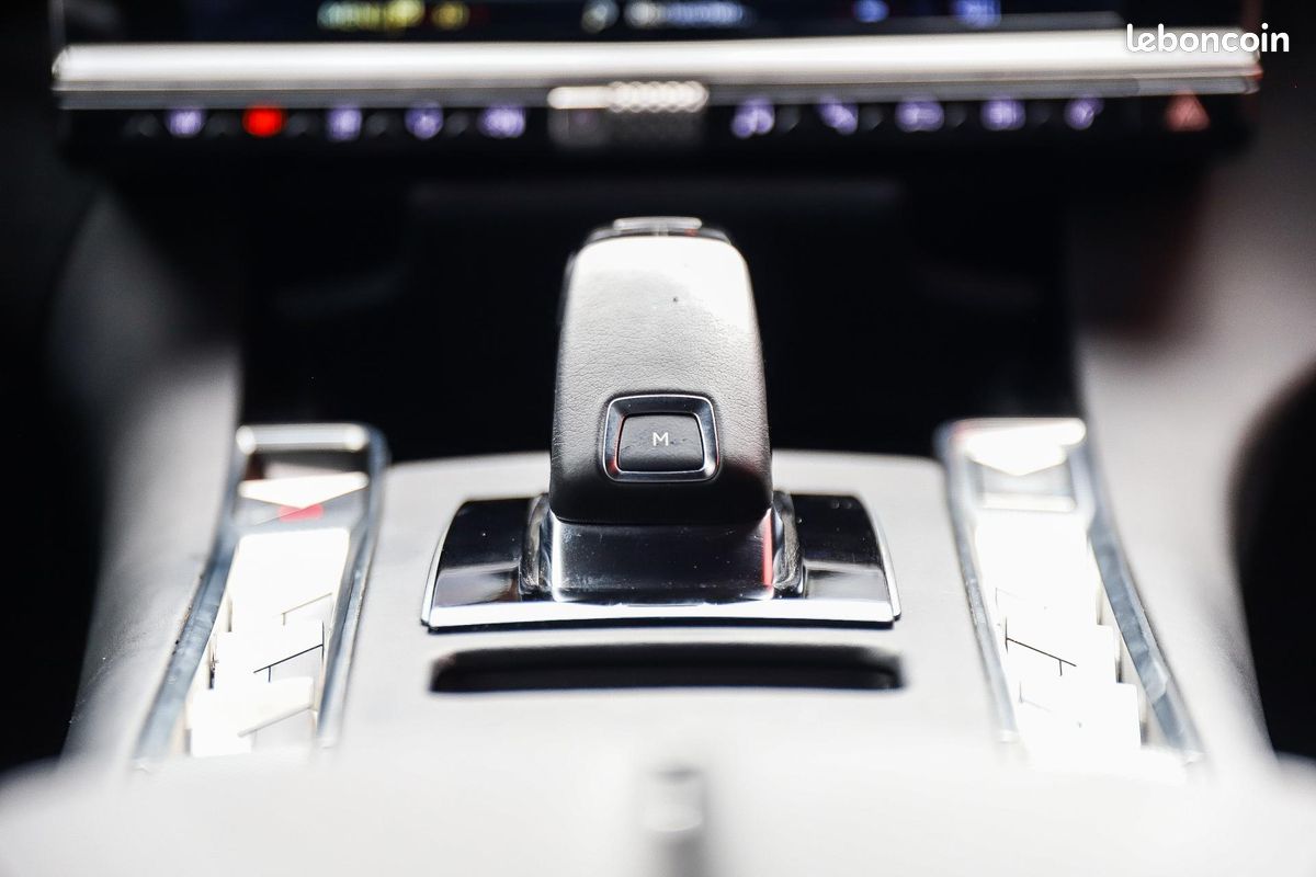DS DS 7 CROSSBACK DS7 1.6 PureTech 225 EAT8 Executive Rivoli CAMERA GPS CARPLAY ???????CHAINE (image 16)