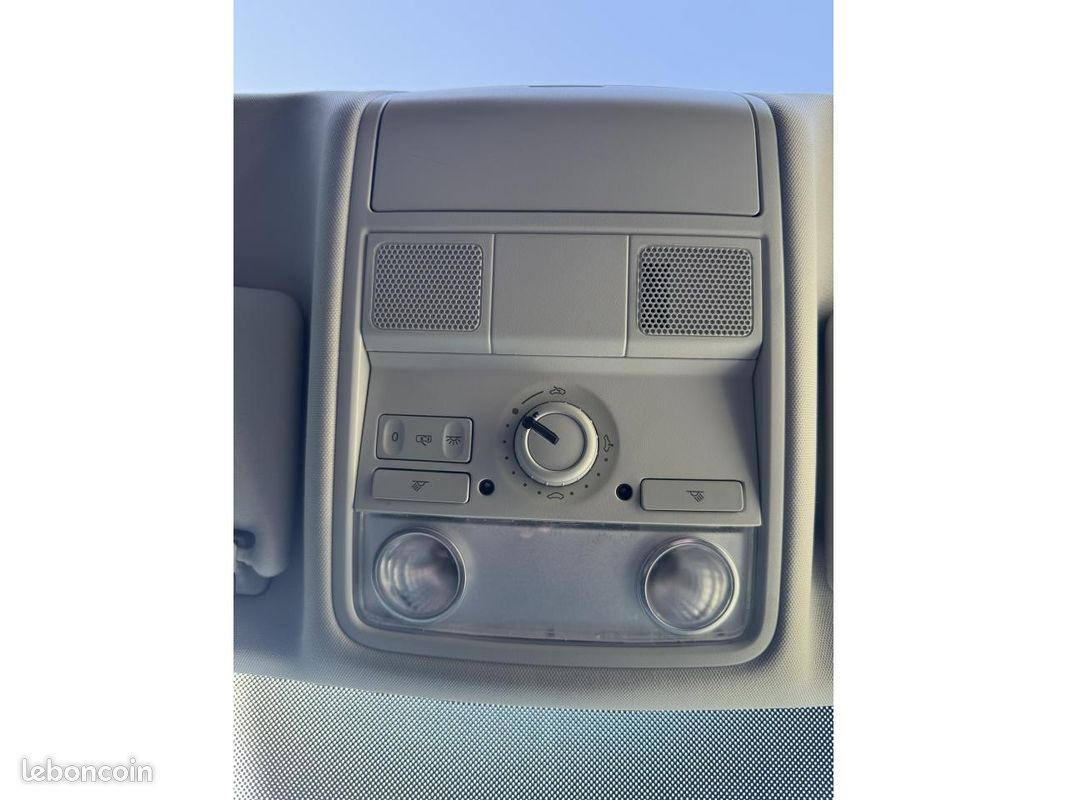 Volkswagen golf plus - 1.4l tsi 122ch - trendline - toit ouvrant (image 22)