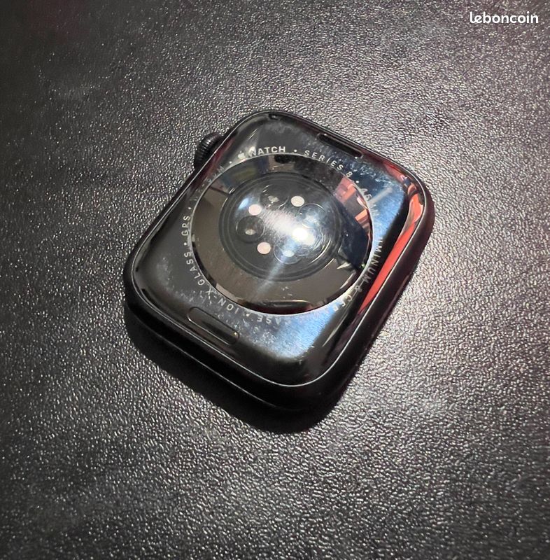 Apple watch série 8 avec bracelet milanais graphite (image 2)