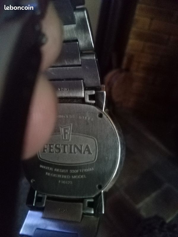 Montre Homme Festina F16123 - Occasion, étanche, Aiguilles Lumineuses