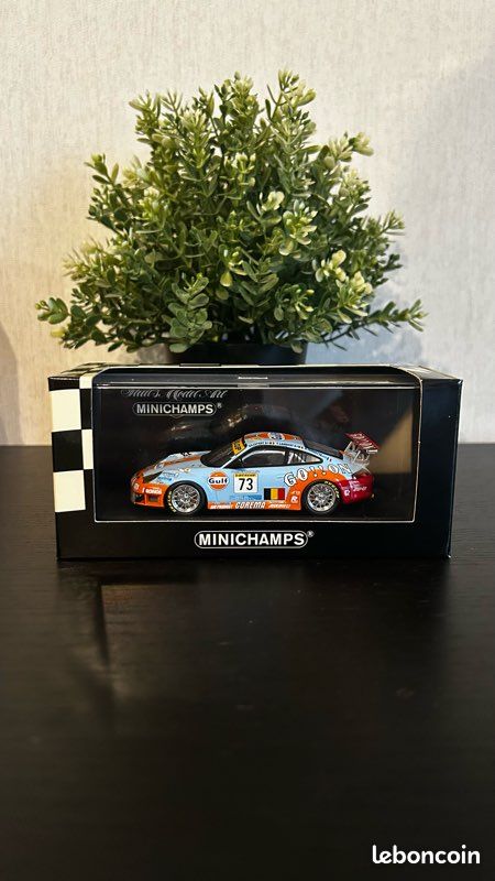 1/43 PORSCHE 911 GT3 RS Le Mans 2002 n°72 Minichamps EUR 1,00 - FR