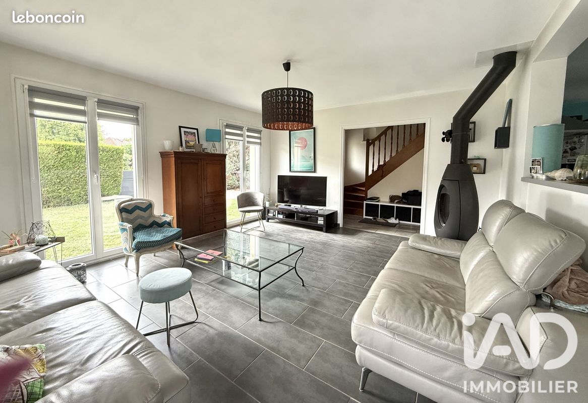 Maison 7 pièces 147 m² · à Rosières-près-Troyes · 147 m² · 334 000 €