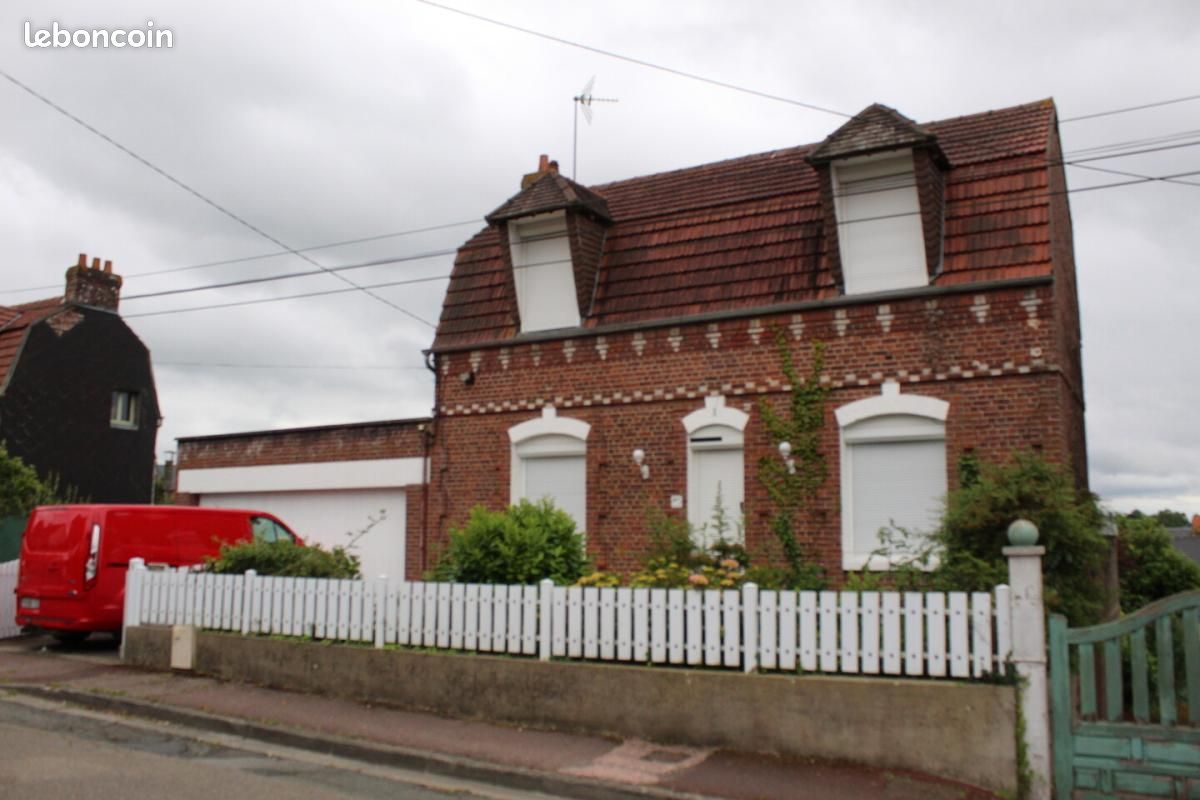 Maison 5 pièces 150 m² · à Forges-les-Eaux · 150 m² · 90 000 €