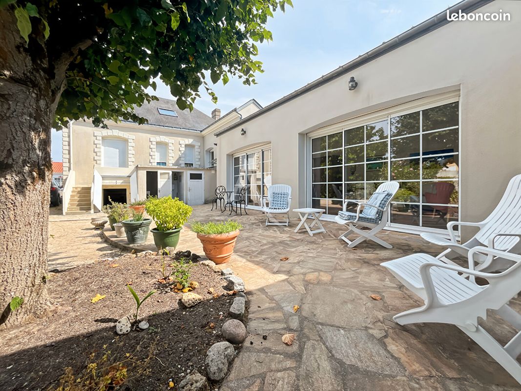 Maison 5 pièces 169 m² · à Saint-Jean-de-Monts · 169 m² · 490 700 €