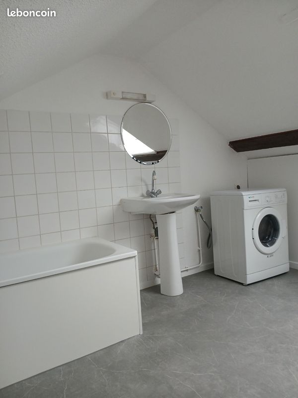 Appartement a louer - 2 pièce(s) - 42 m2 - Surfyn