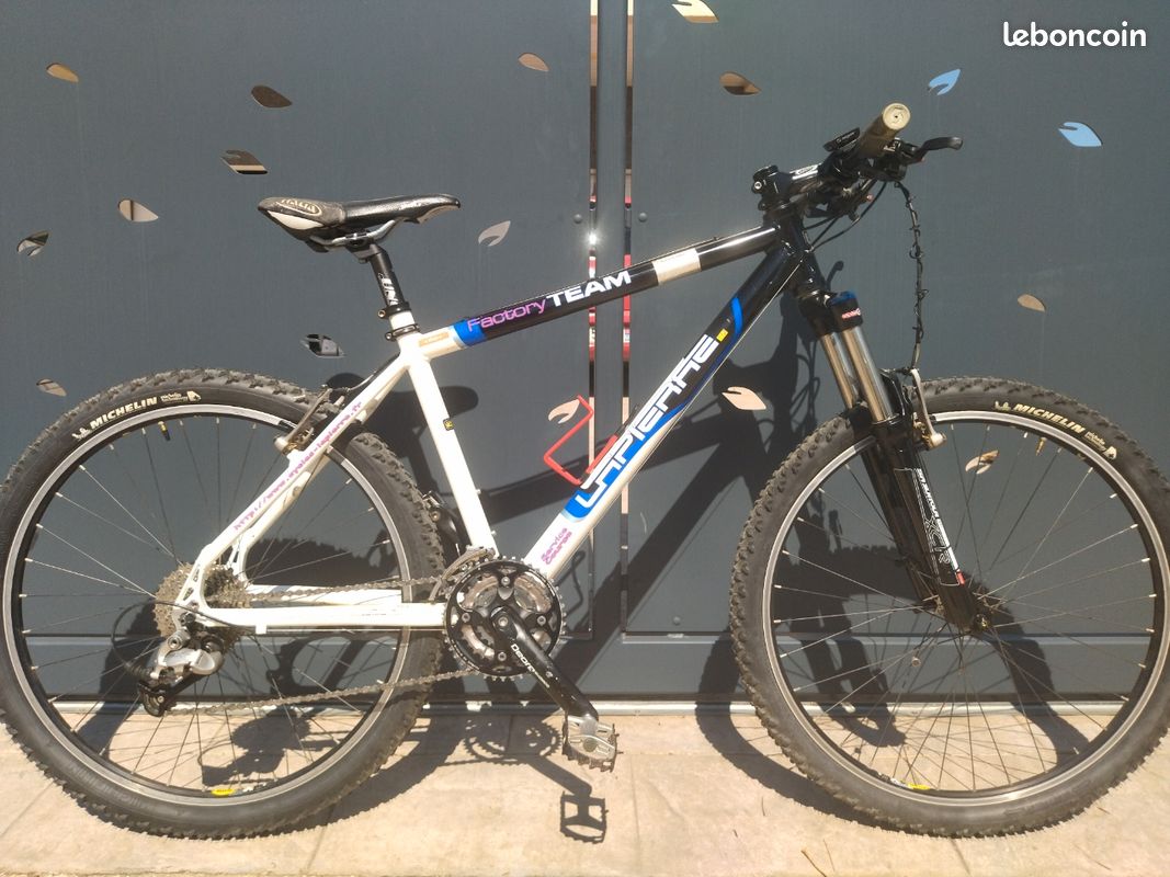 VTT Lapierre Team Factory Vélo 27V TT Alu T: M, Parfait état ✅ (image 1)