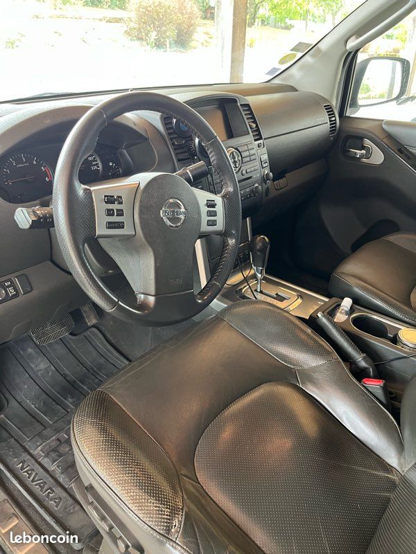 Navara dual cab D40 (image 7)