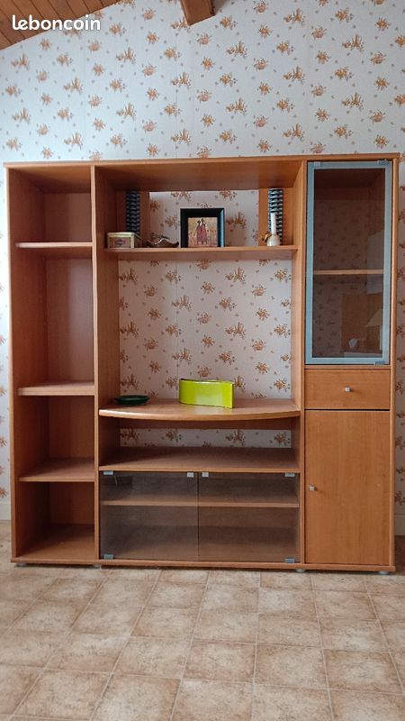 Meuble mélaminé chêne clair TBE (image 1)