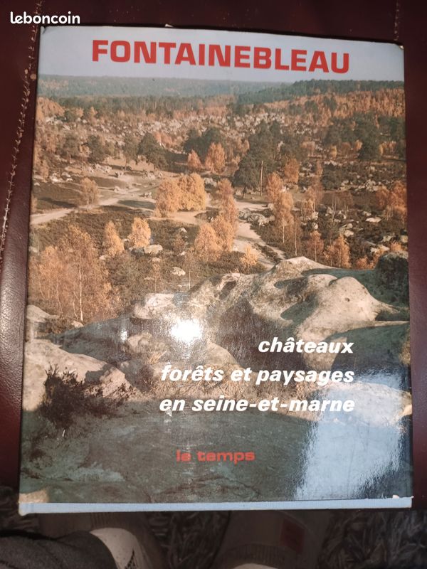 Livre "FONTAINEBLEAU" (image 1)