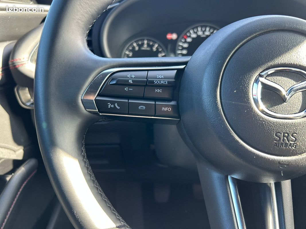 MAZDA Mazda3 5 portes 2.5L e-SKYACTIV-G M Hybrid 140 ch BVM6 Homura (image 12)
