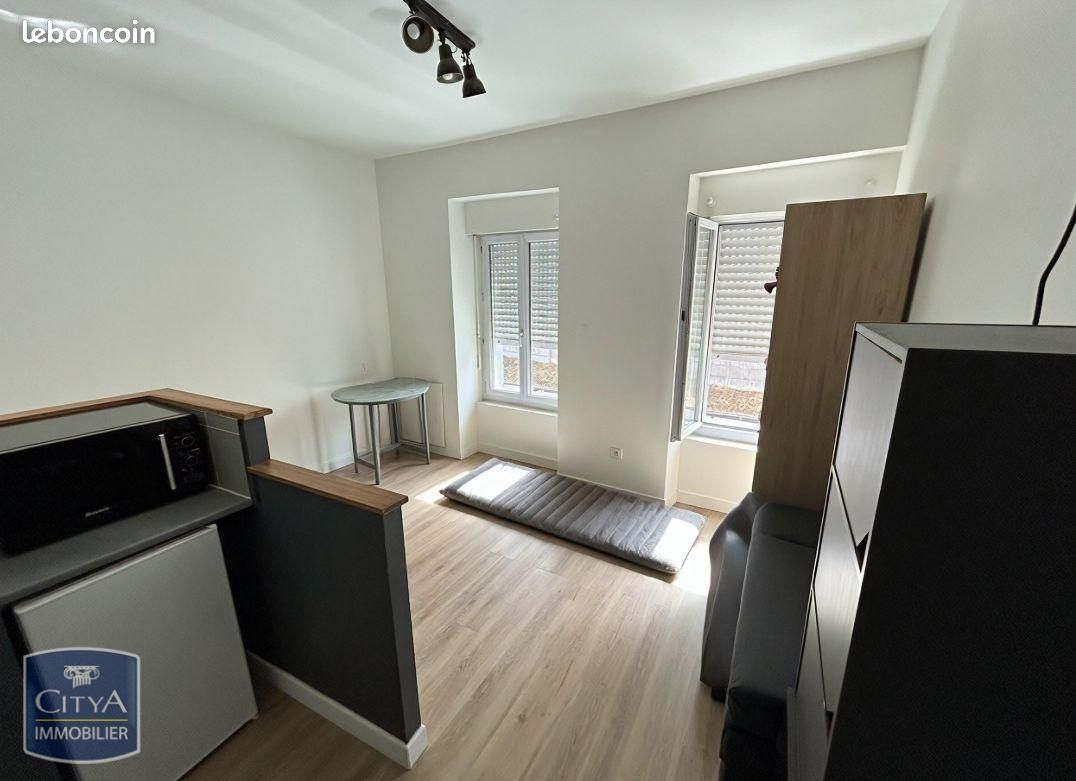 Appartement 1 pièce 19 m² · à Cholet · 19 m² · 360 €/mois