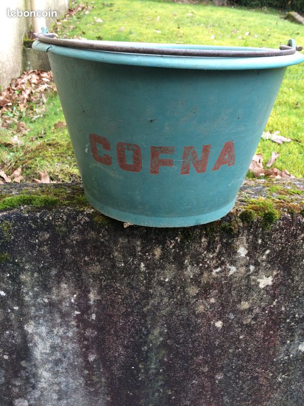 Grand seau plastique cofna (image 1)