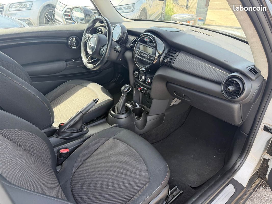 Mini cooper 1.5i 136ch boite auto garantie (image 10)