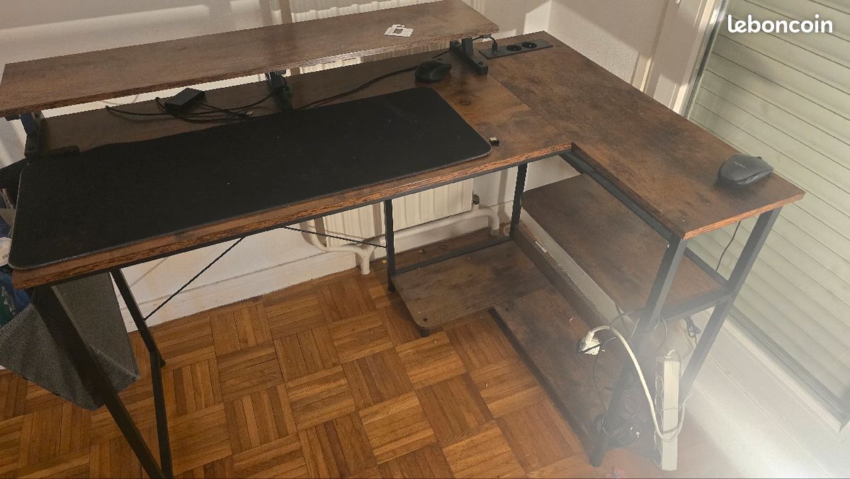 Bureau (image 4)