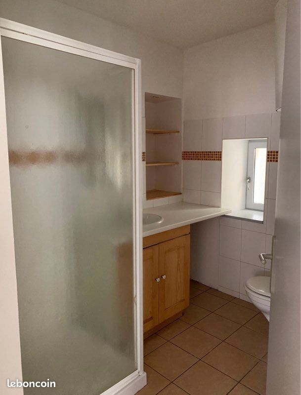 Appartement 1 pièce 26 m² · à Marvejols · 26 m² · 330 €/mois