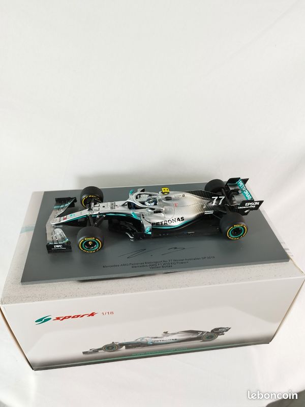 Voitures de courses miniatures Spark 1:18 Mercedes
